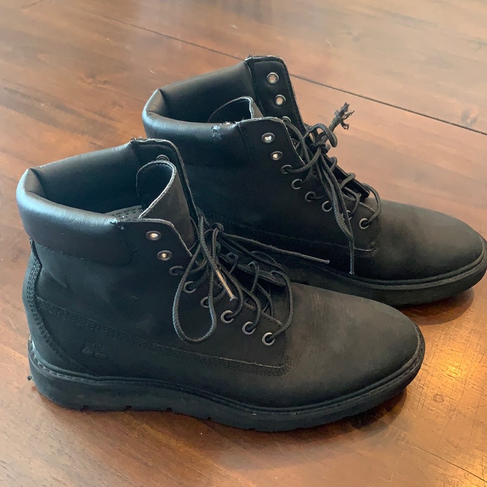 Black timberland boots